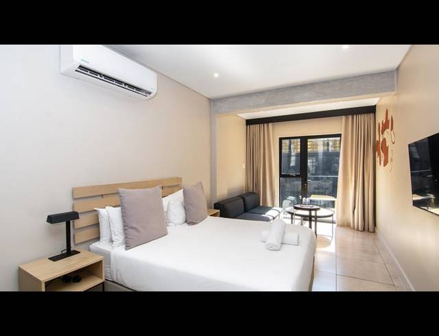 1 BEDROOM APARTMENT FOR SALE IN SANDOWN